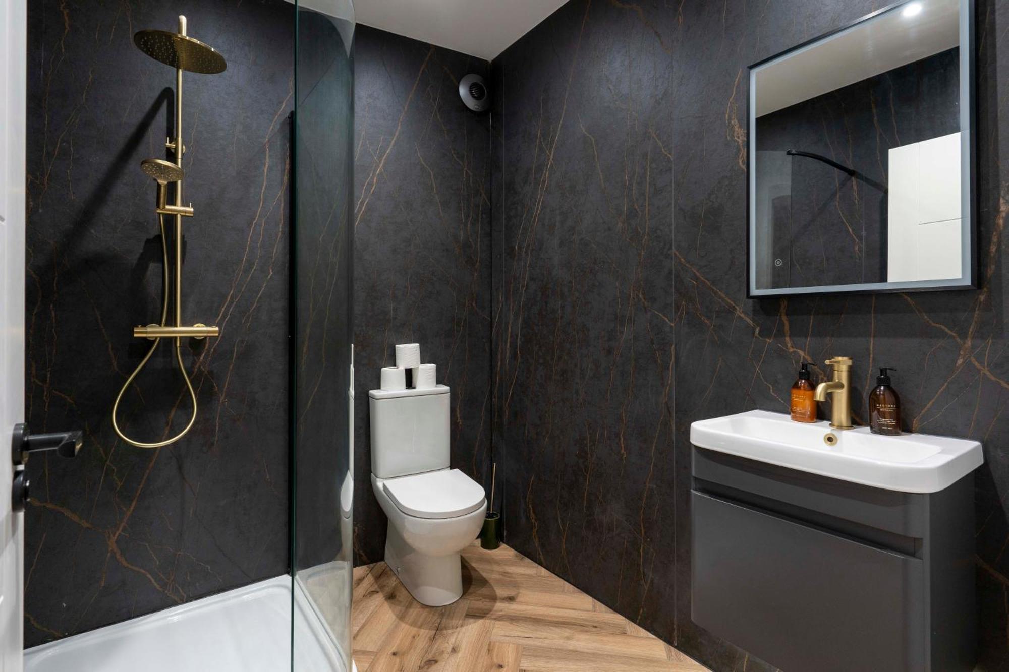 37 West Luxury Penthouse